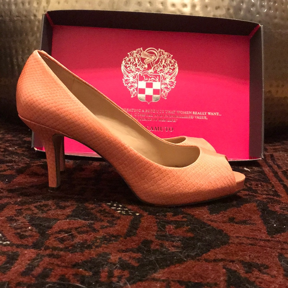 Vince Camuto coral peep toe pumps